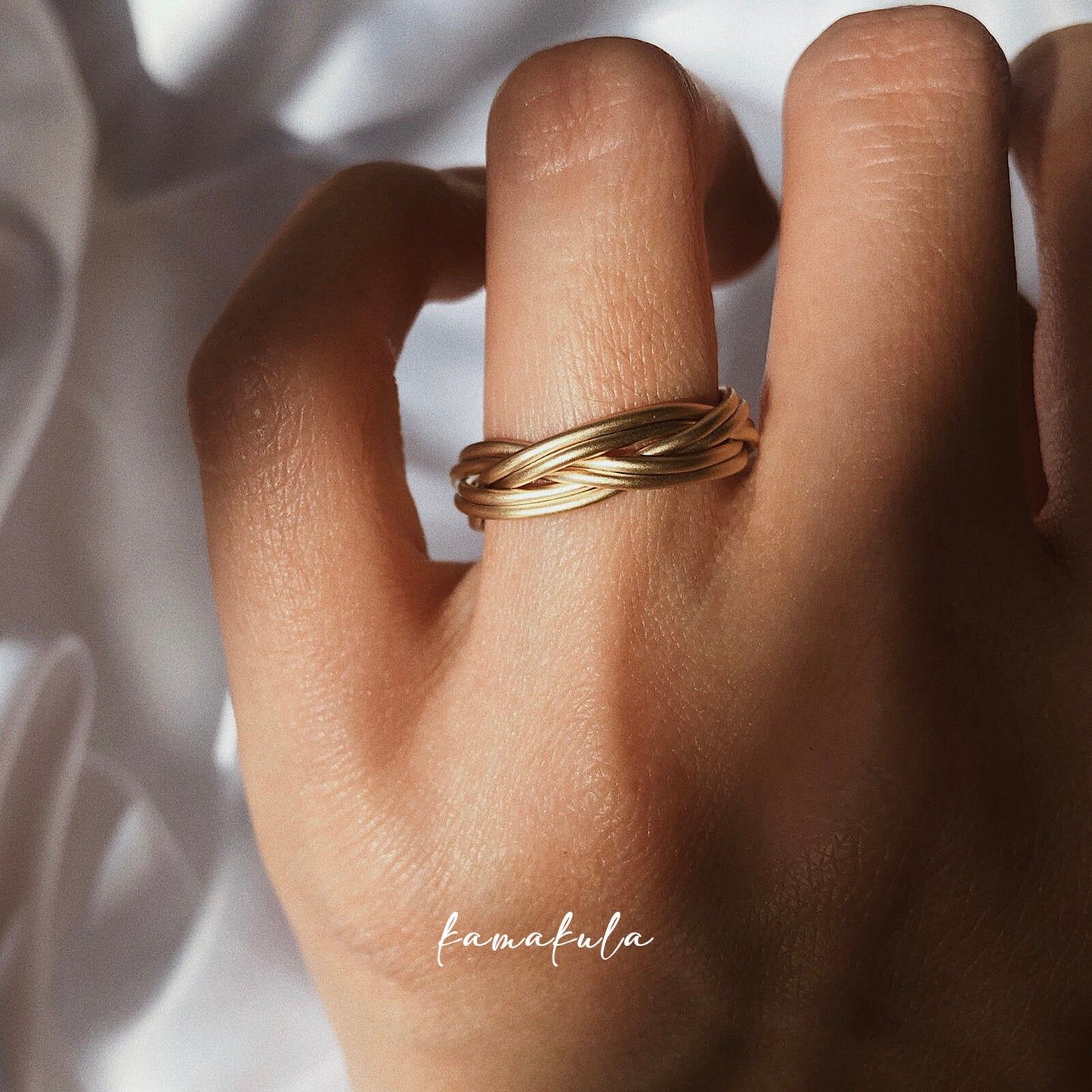Minos Twisted Wrap Ring
