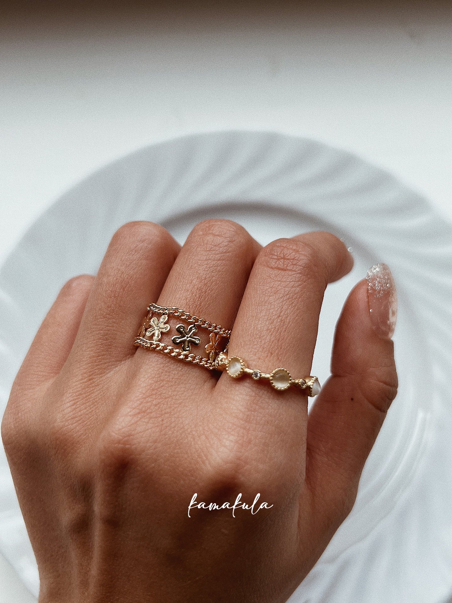 Amaris Moonstone Ring (Multi Stone)