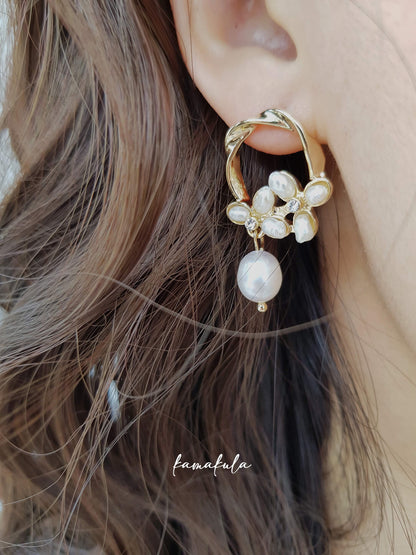 Aurora Pearl Earrings