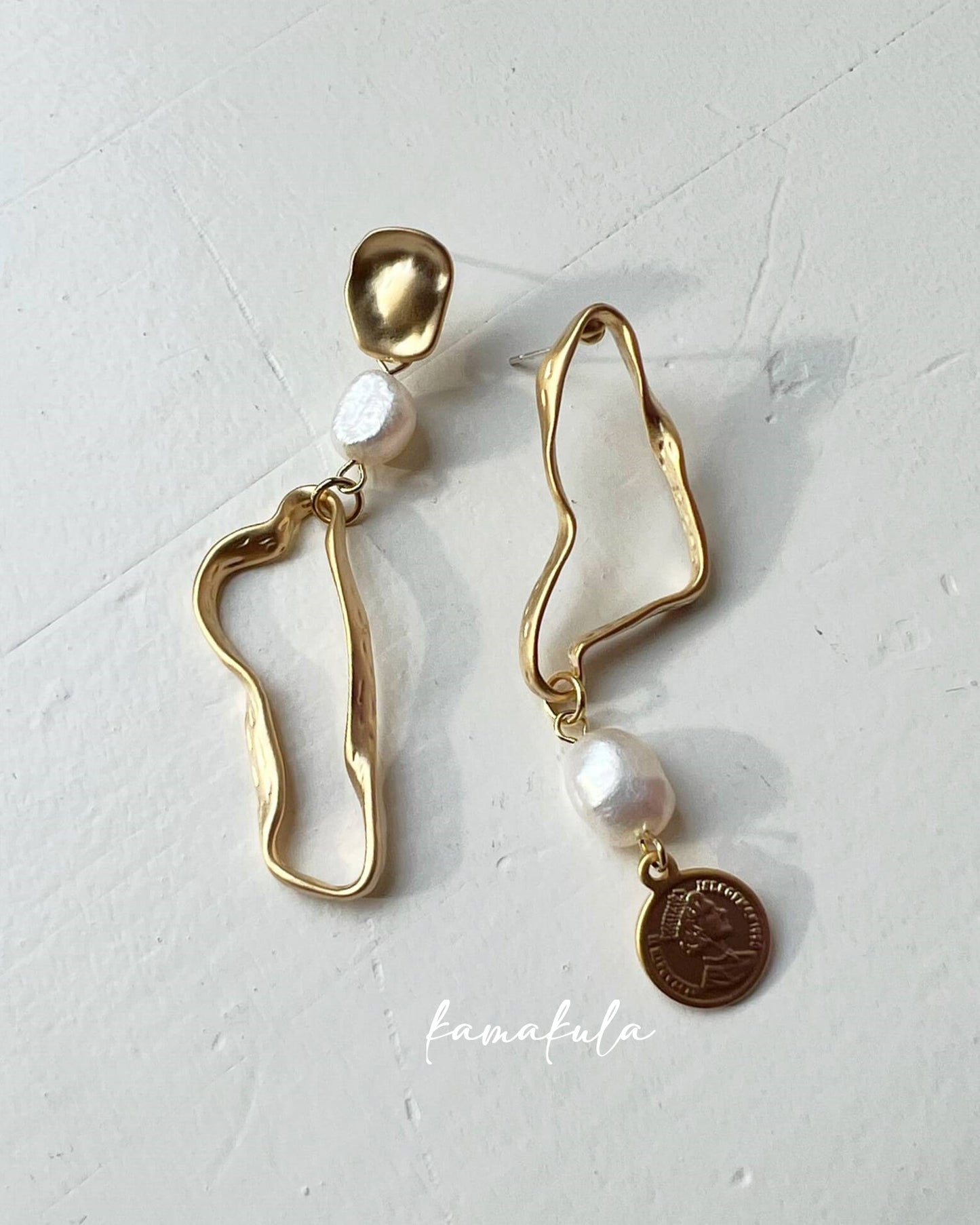Elizabeth Irregular Pearl Earrings