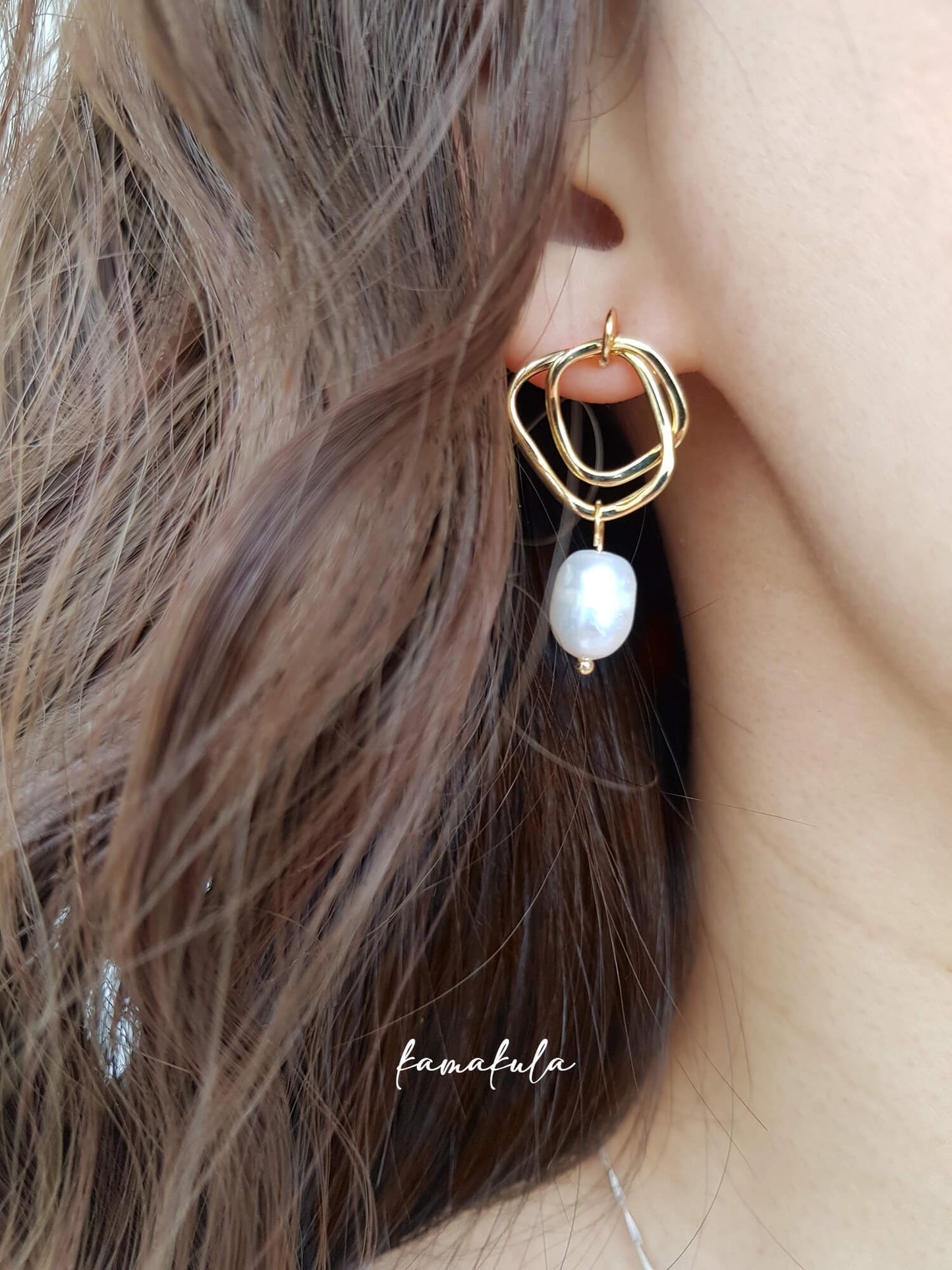 Narcissus Pearl Drop Earrings