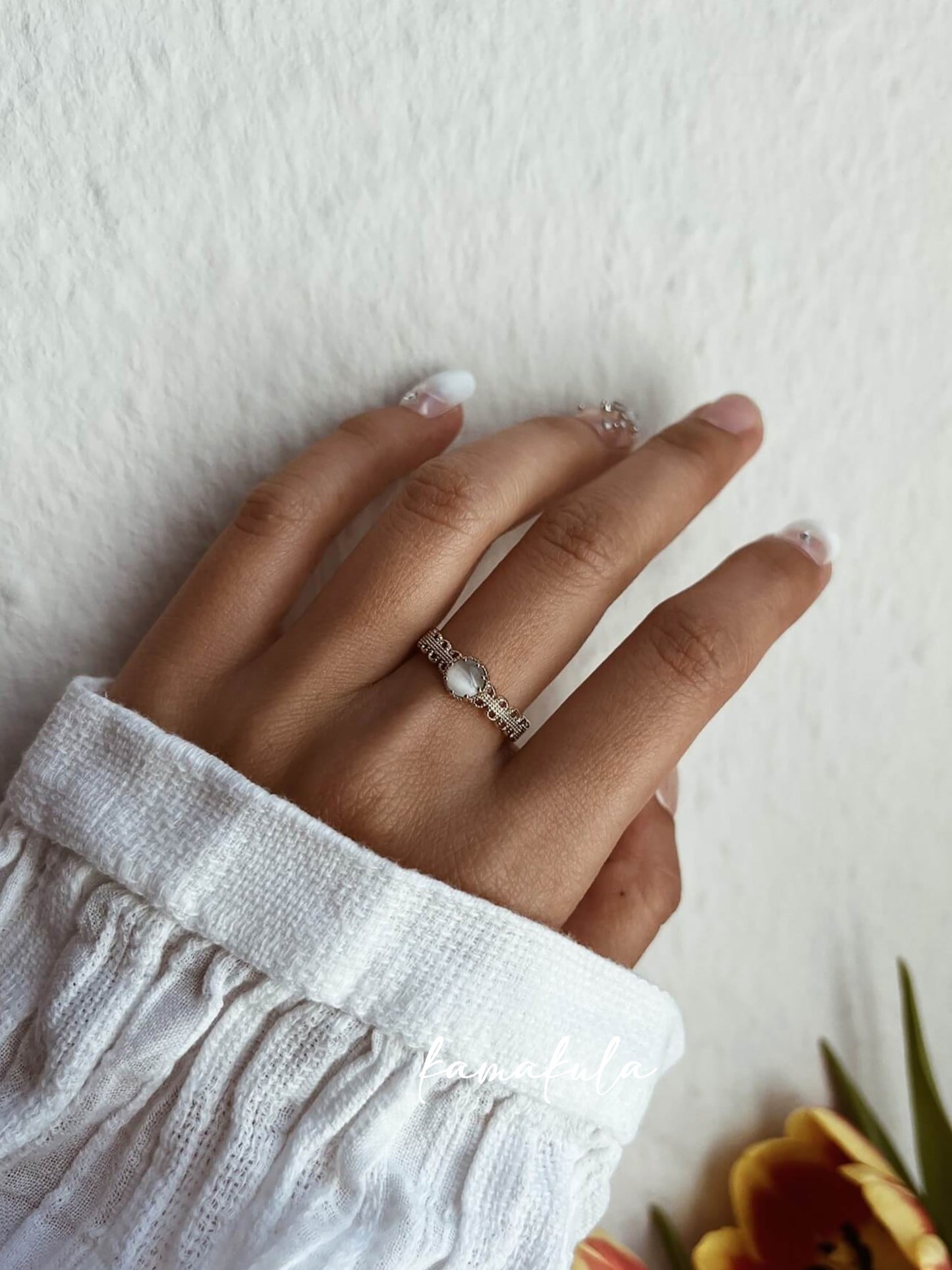 Amaris Moonstone Ring (Single Stone)