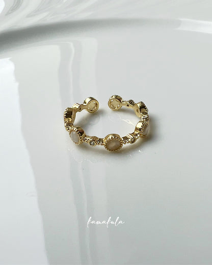 Amaris Moonstone Ring (Multi Stone)