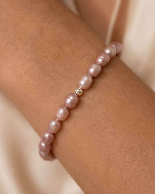 Armband mit rosafarbenen Süßwasserperlen