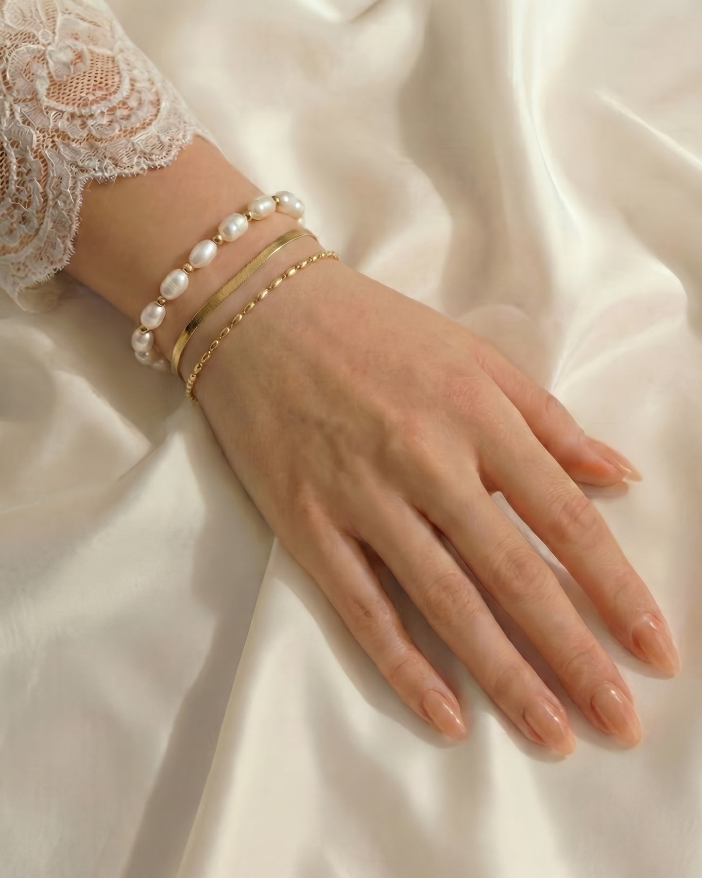 Gilded Freshwater Pearl Bracelet