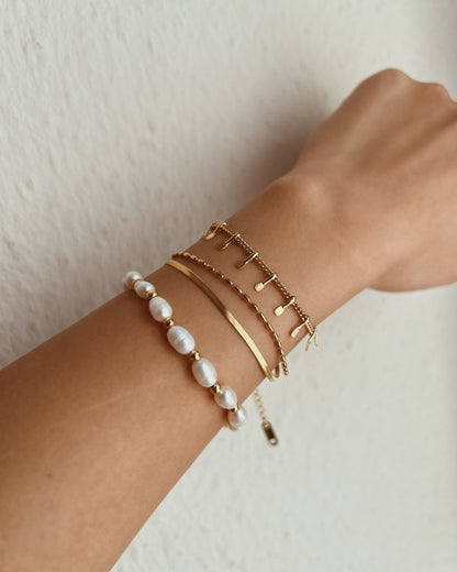 Gilded Freshwater Pearl Bracelet