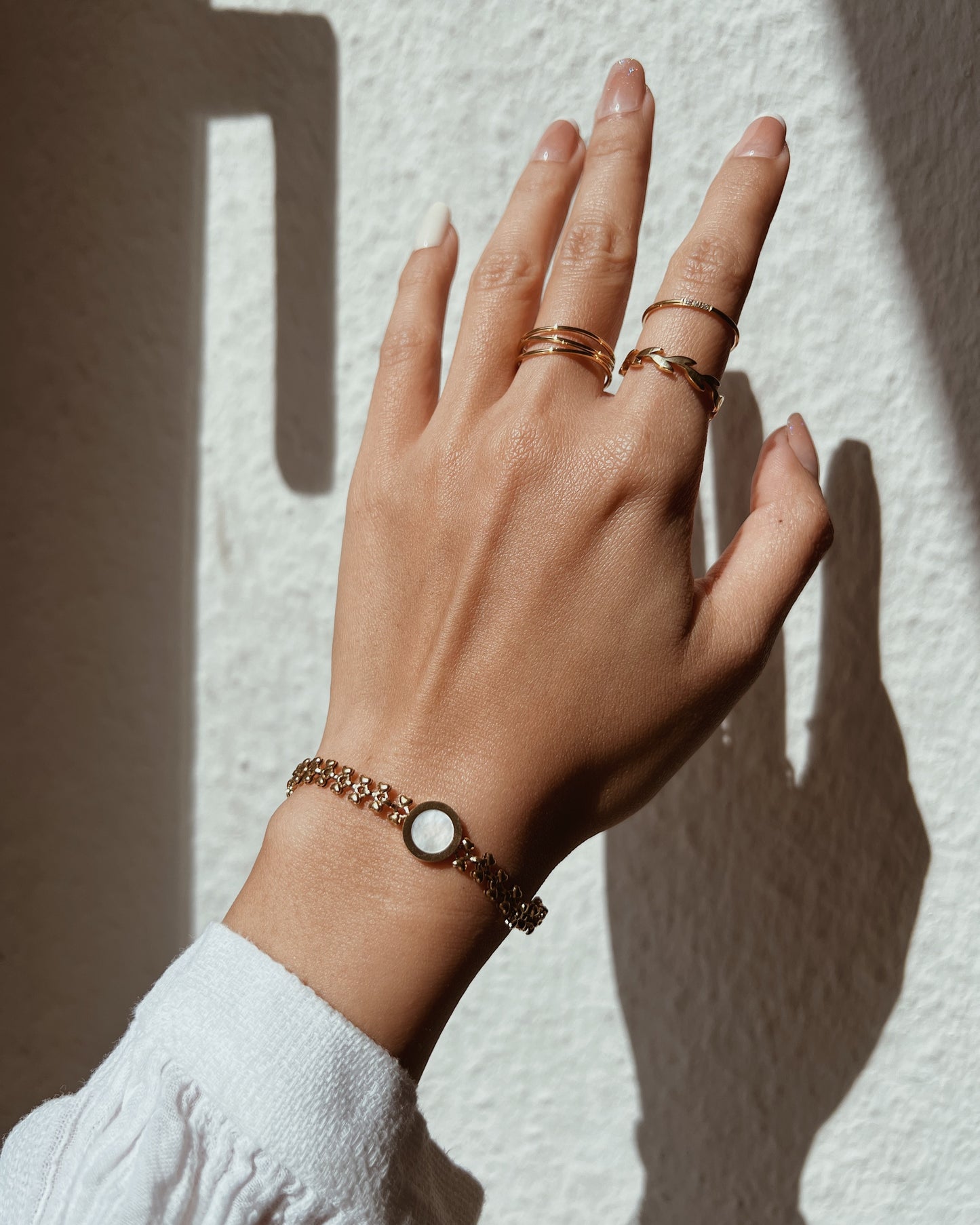 Mother of Pearl Solitaire Bracelet Waterproof
