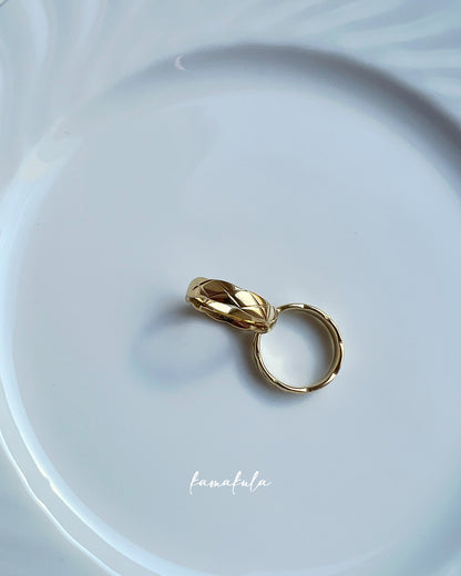 Diamond-Cut Pattern Ring