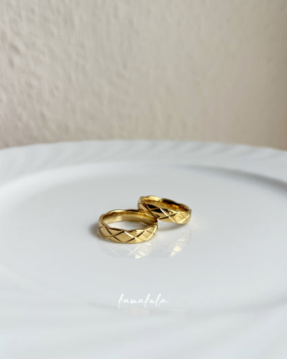 Diamond-Cut Pattern Ring