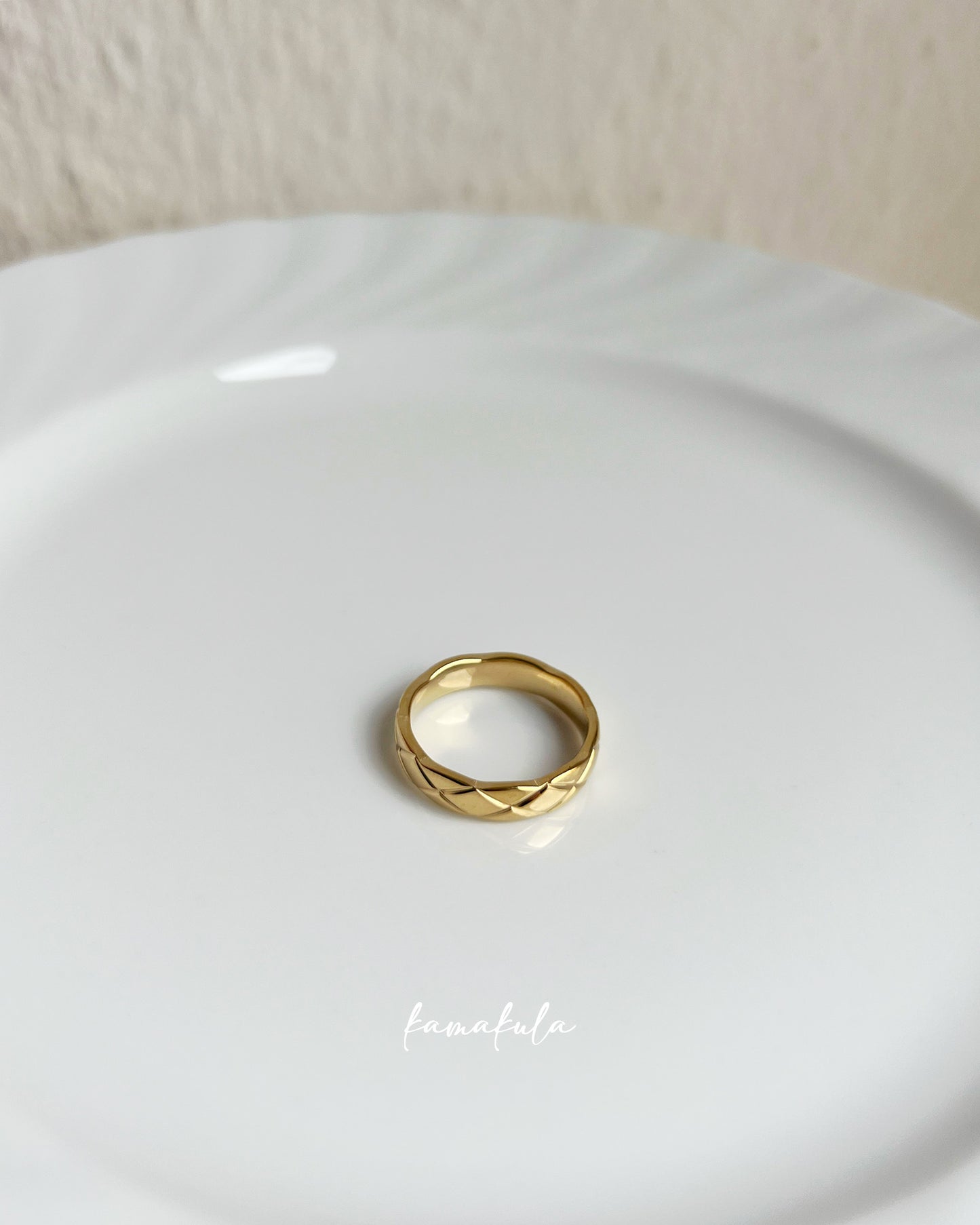 Diamond-Cut Pattern Ring