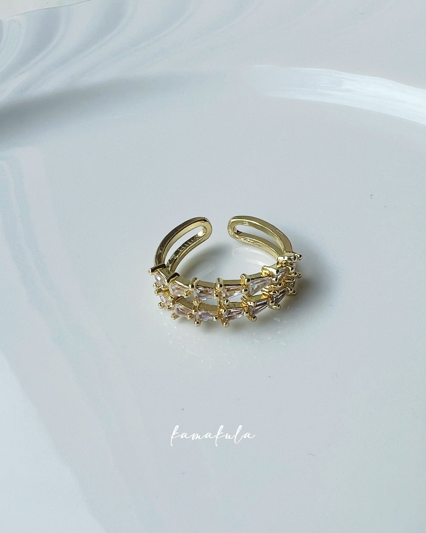 Double Crystal Band Ring