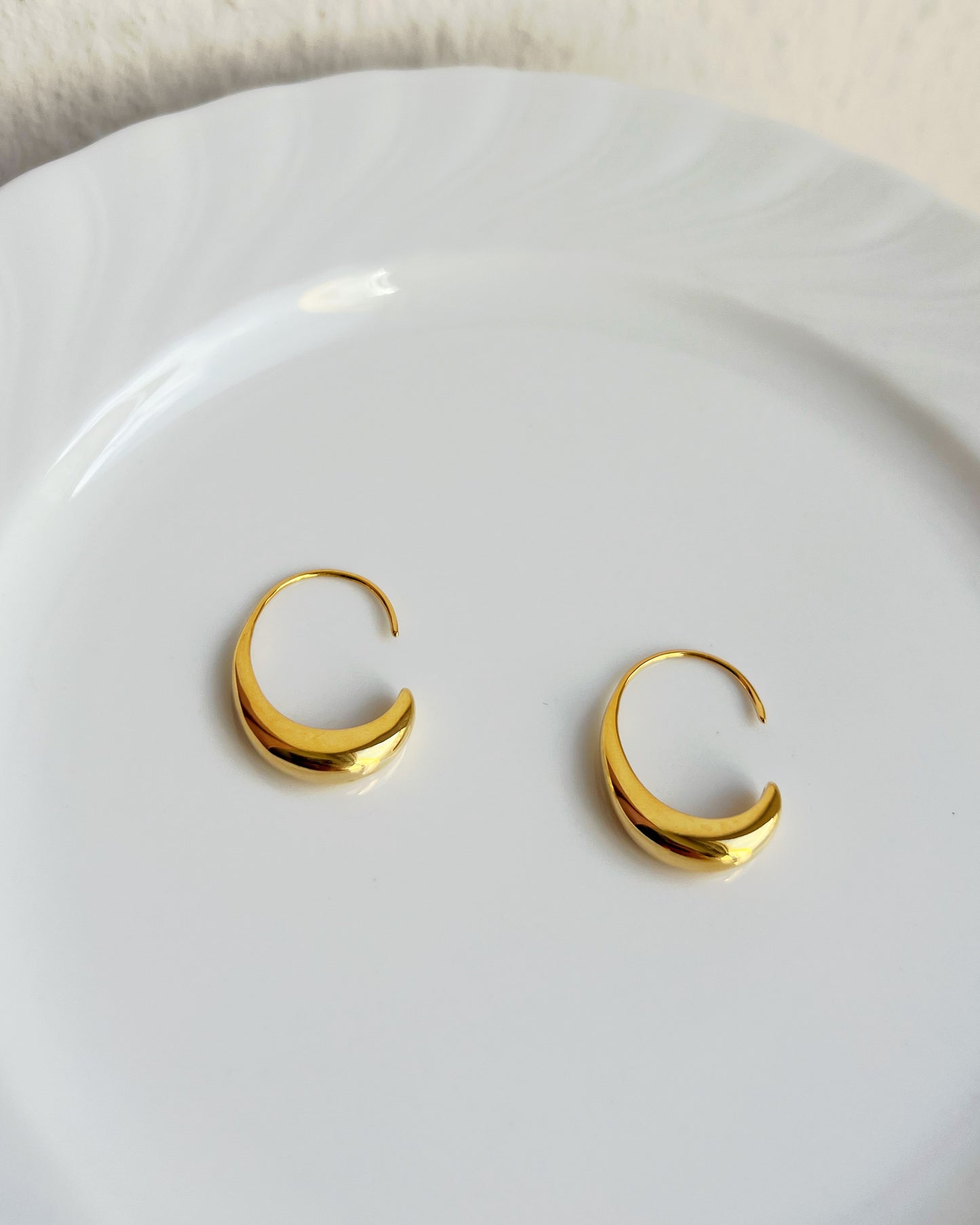 Oval Open Hoop Earrings