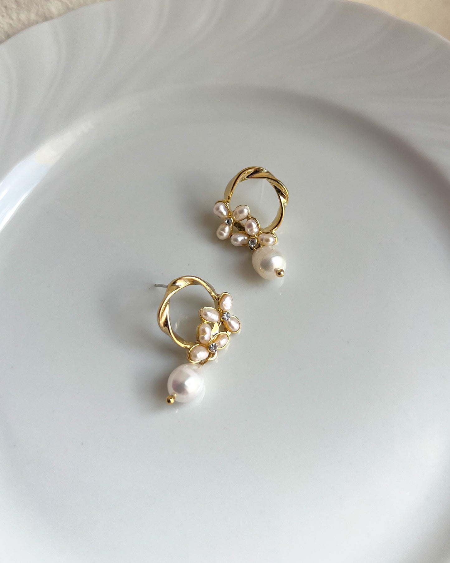 Floral Freshwater Pearl Dangle Earrings