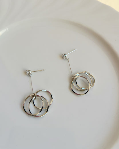 Layered Circle Drop Earrings