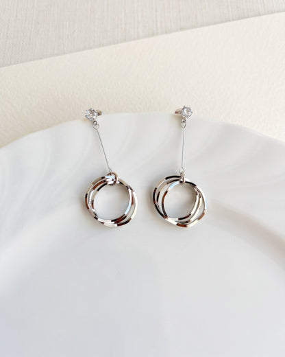 Layered Circle Drop Earrings