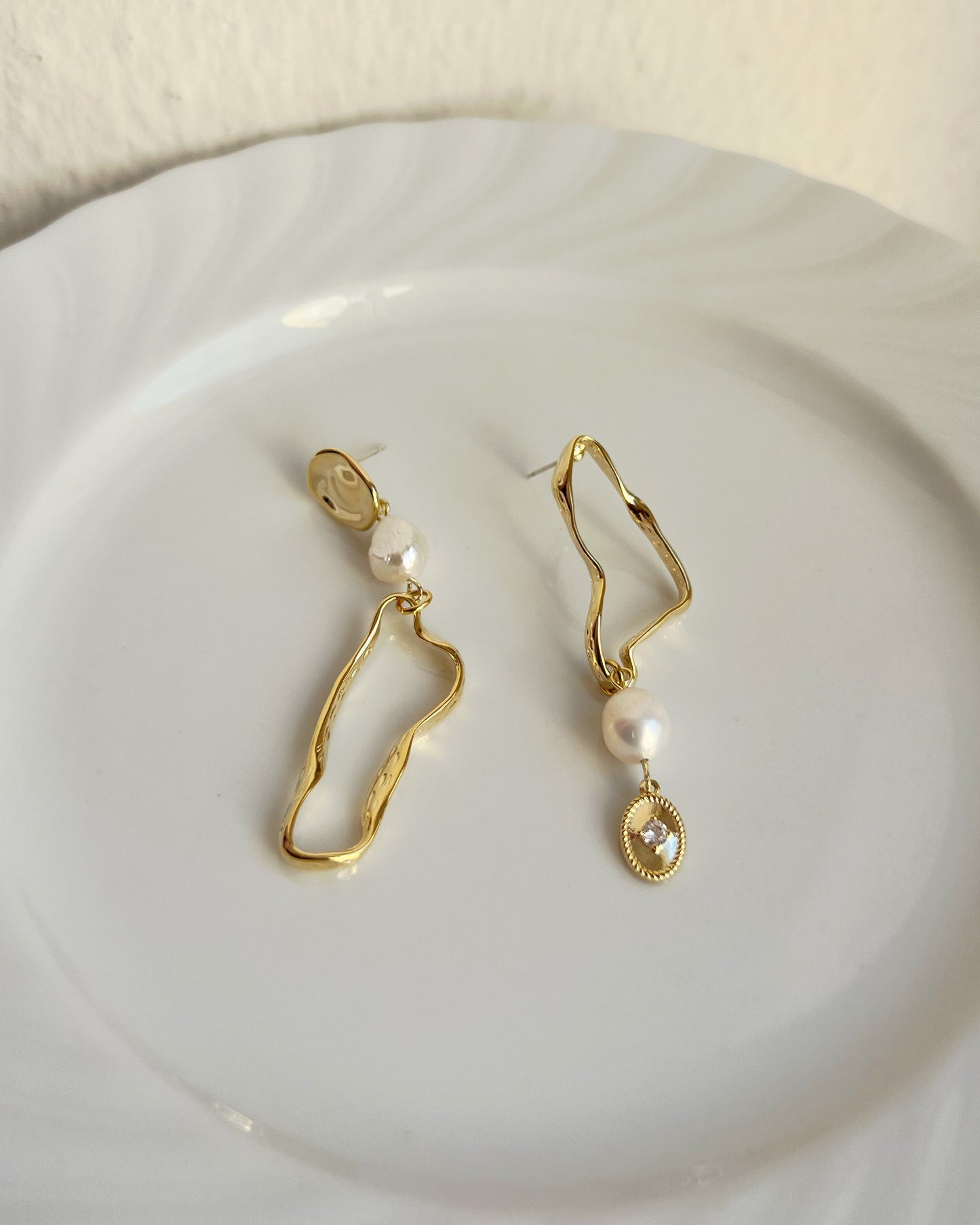 Asymmetrical Pearl Drop Earrings