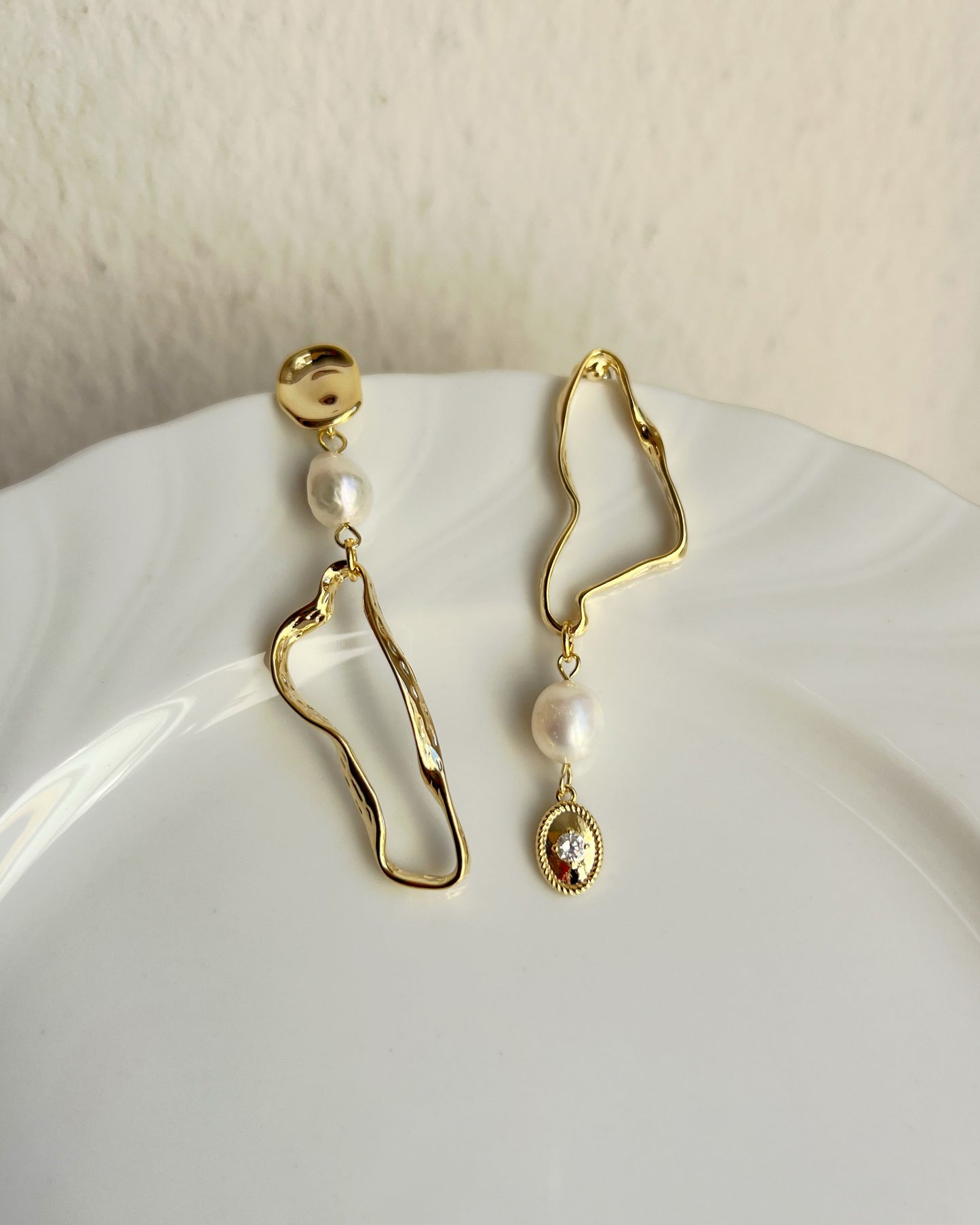 Asymmetrical Pearl Drop Earrings