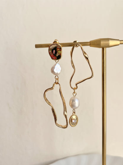 Asymmetrical Pearl Drop Earrings