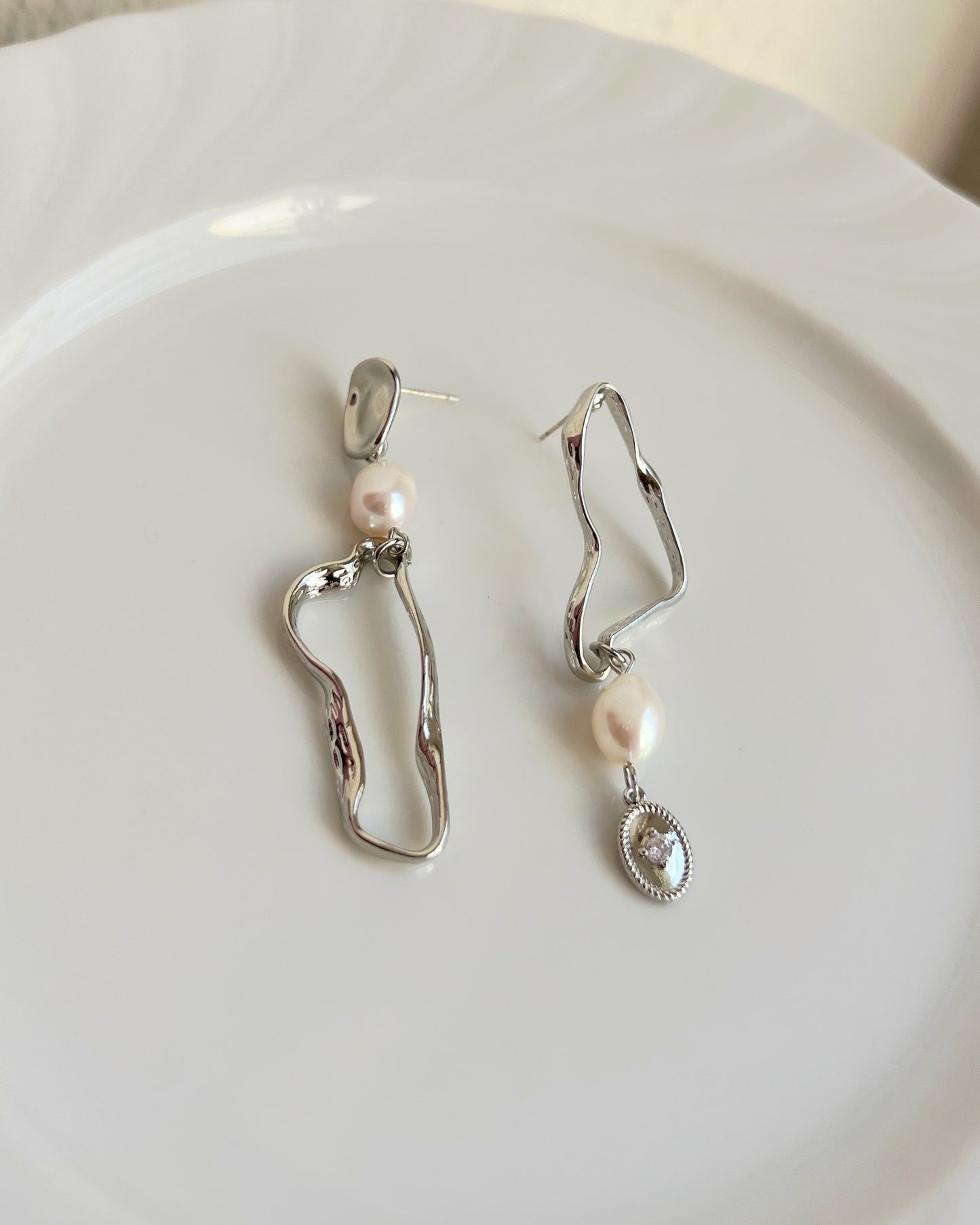 Asymmetrical Pearl Drop Earrings