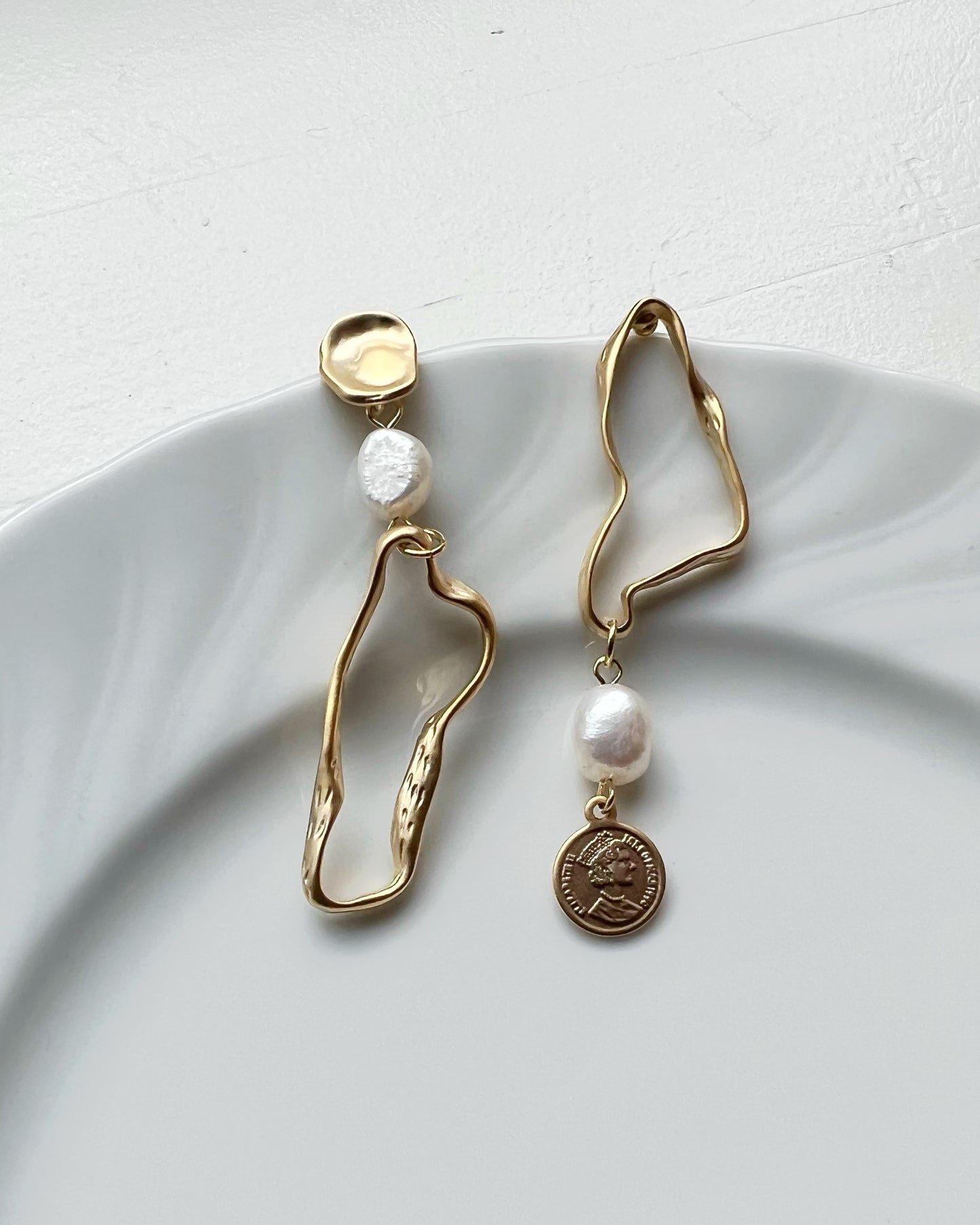 Asymmetrical Pearl Drop Earrings