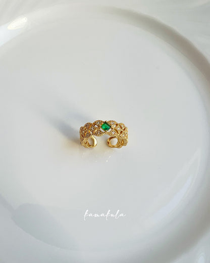 Jasmine Emerald Filigree Ring