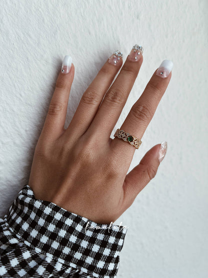 Jasmine Emerald Filigree Ring