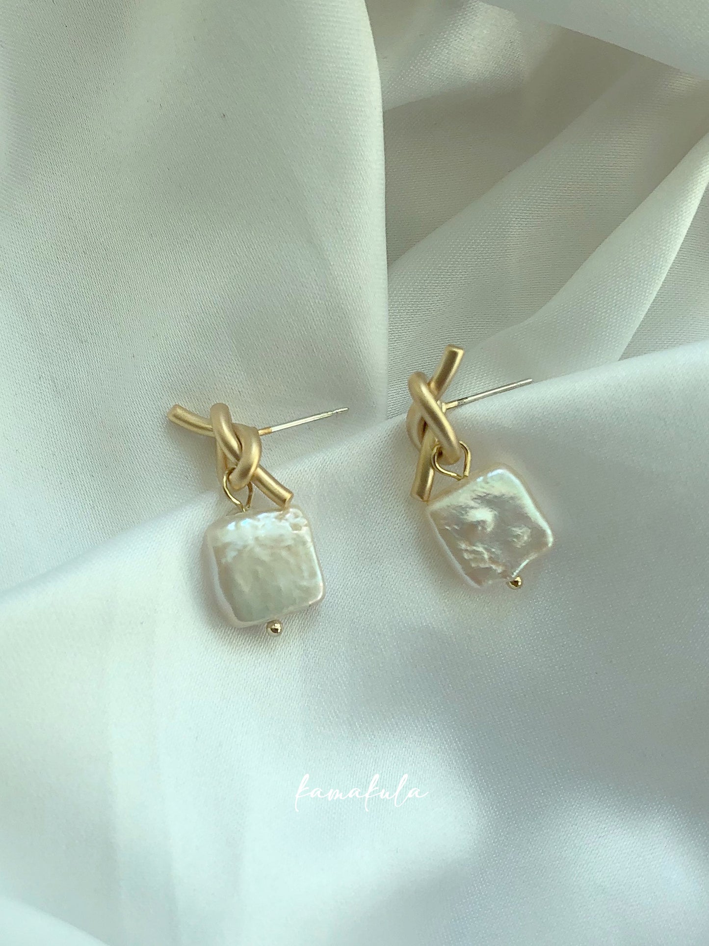 Knot Pearl Drop Earrings