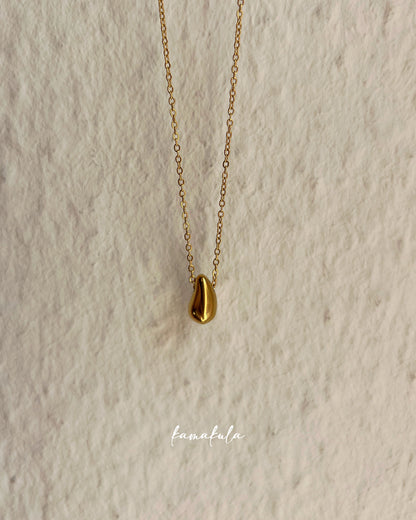 Minimal Dew Drop Necklace