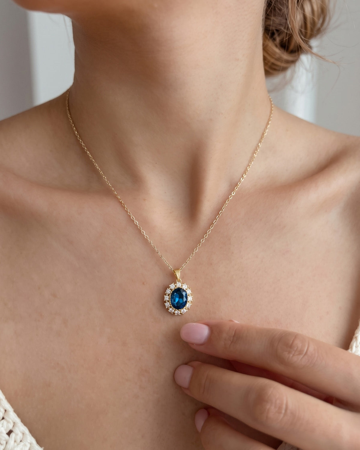 Midnight Blue Halo Necklace