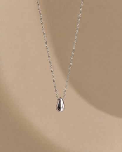 Minimal Teardrop Necklace Waterproof
