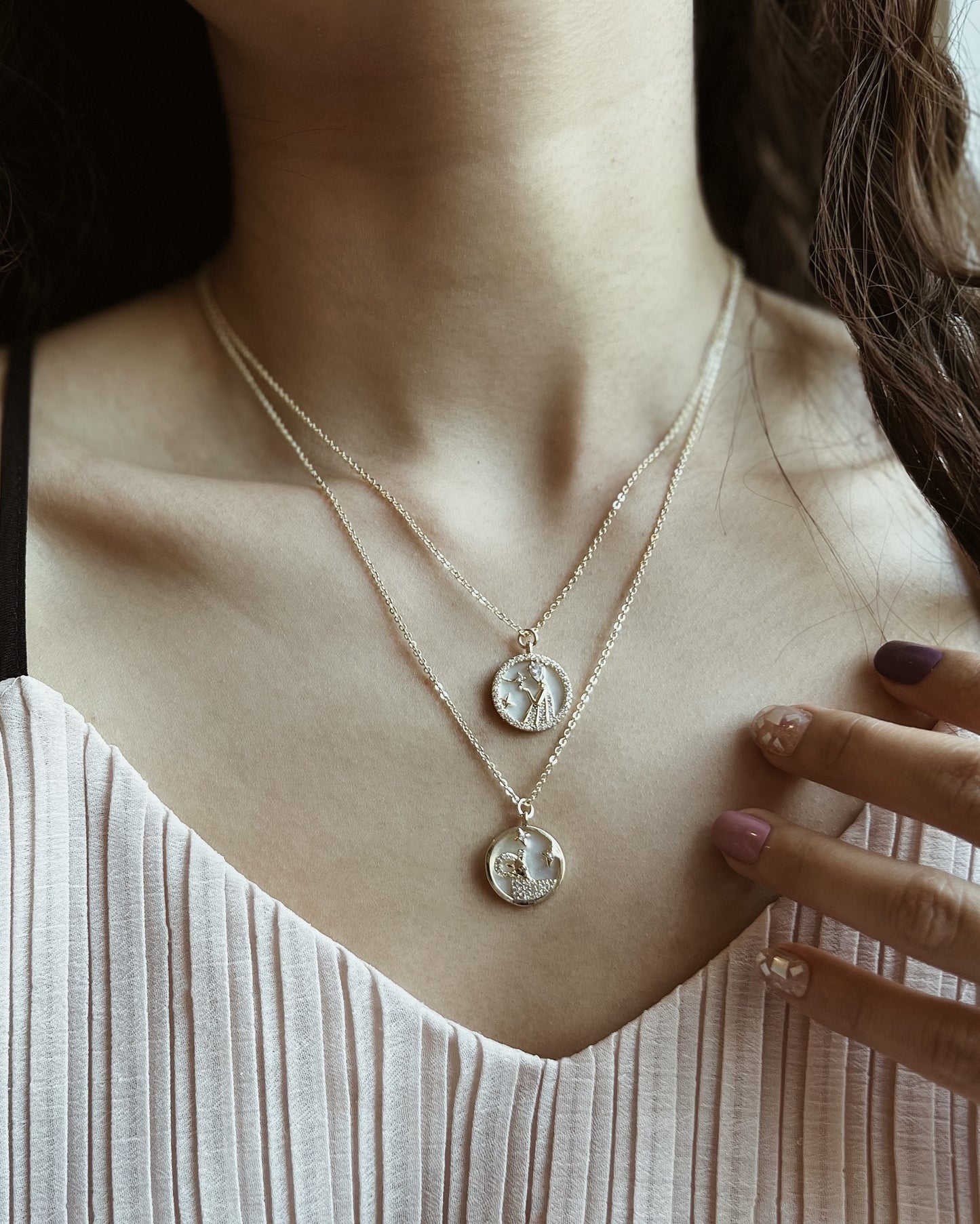 Zodiac Sign Mother of Pearl Pendant Necklace