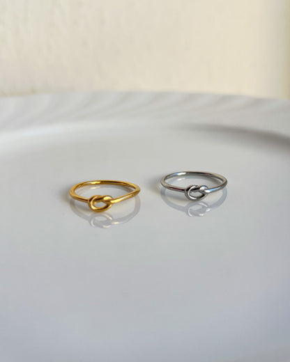 Minimal Love Knot Ring Waterproof