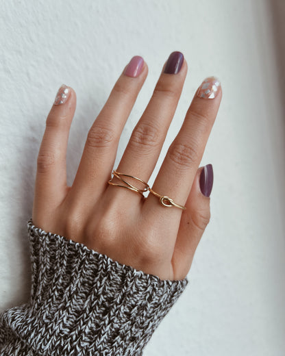 Minimal Love Knot Ring Waterproof