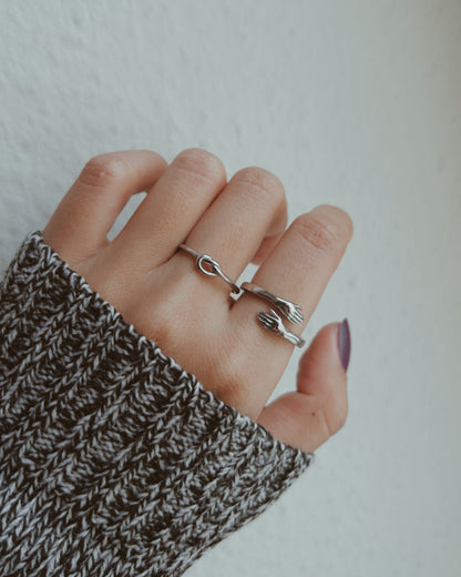 Minimal Love Knot Ring Waterproof