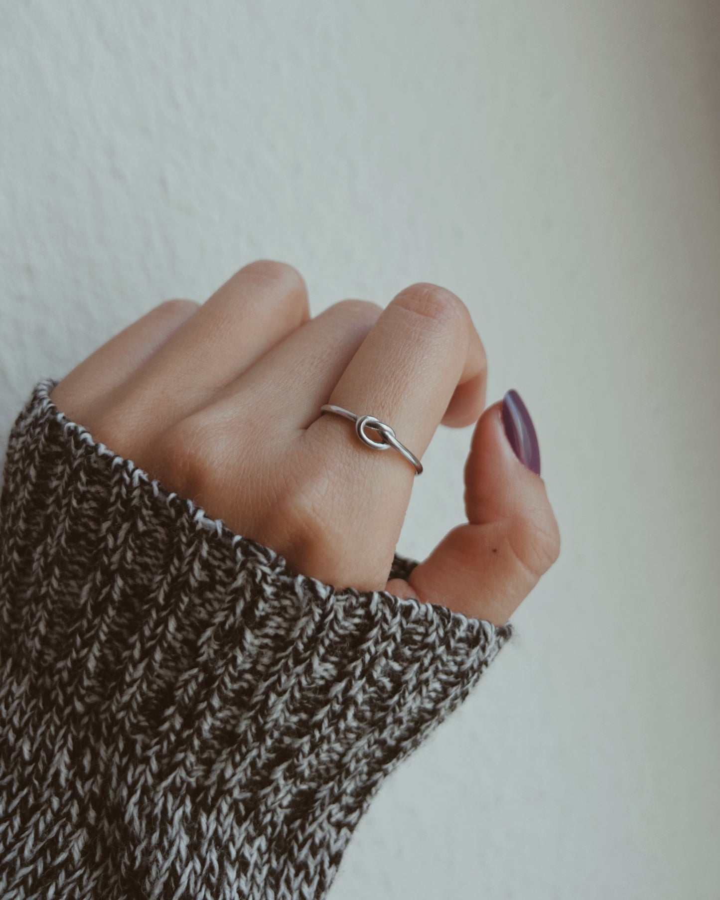 Minimal Love Knot Ring Waterproof