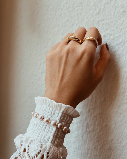 Ribbed Croissant Ring Waterproof