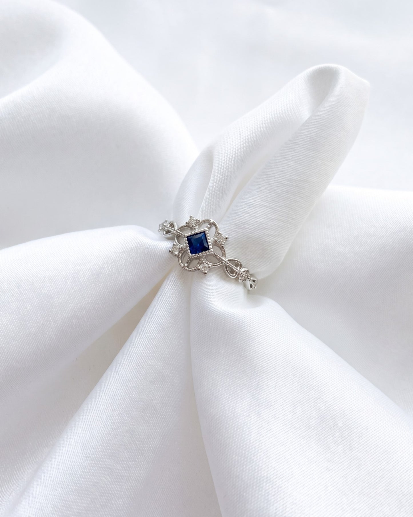 Sapphire Blue CZ Filigree Ring 925 Silver