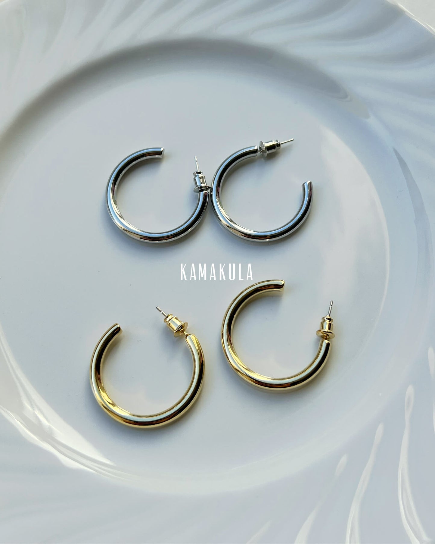 Classic Mid Hoop earrings