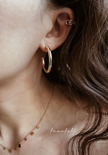 Classic Mid Hoop earrings