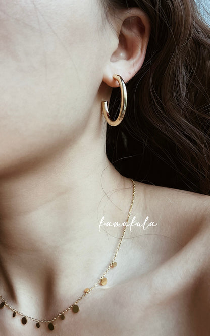 Classic Mid Hoop earrings