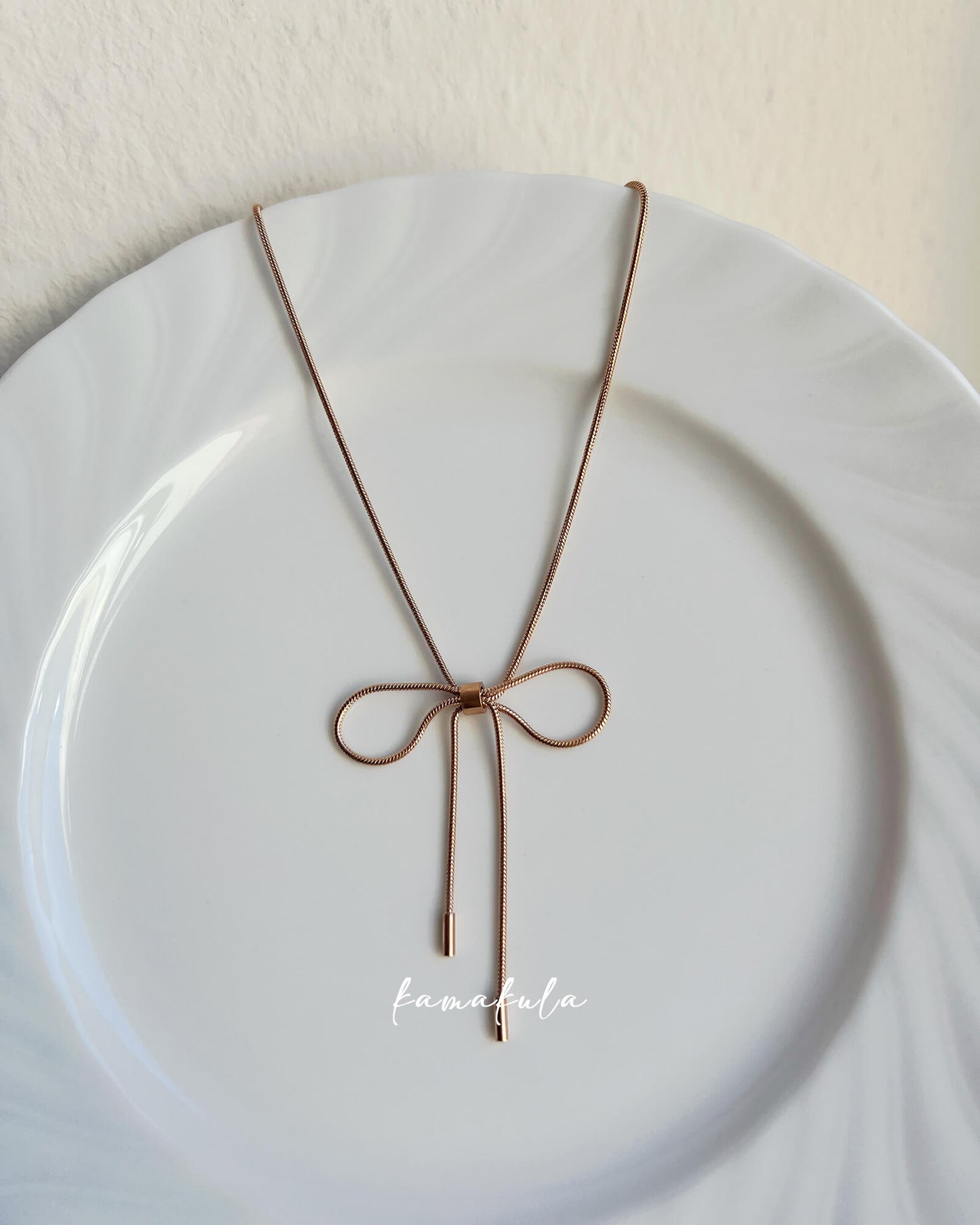 Rosegold Bowknot Necklace