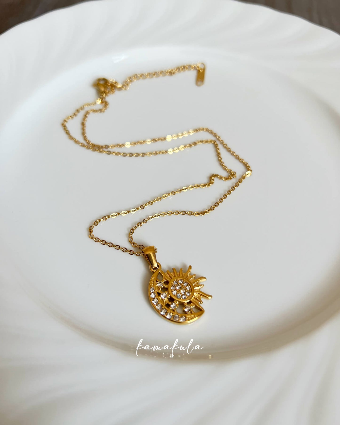 Sol Sun And Moon Necklace