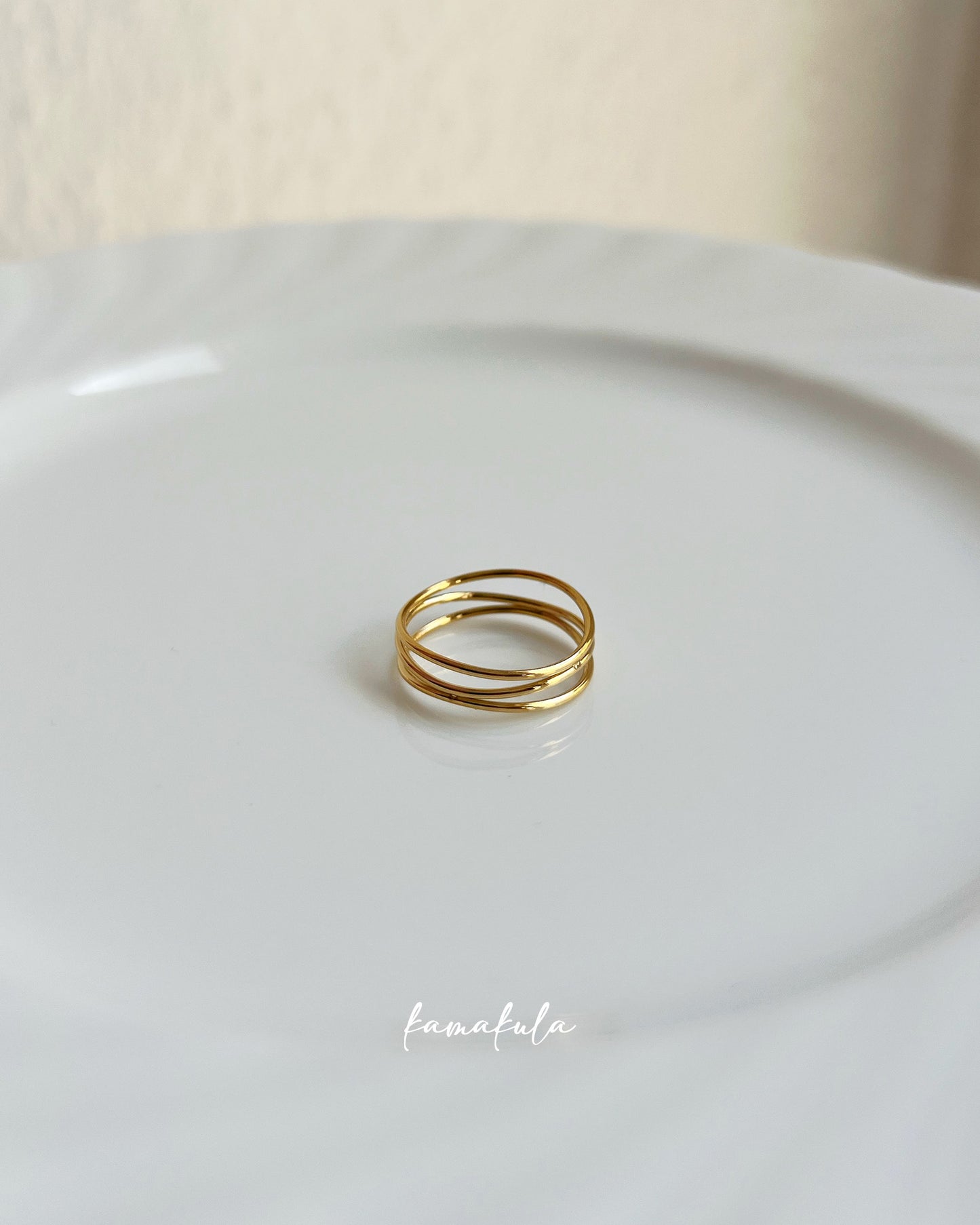 Thin Multi-Band Wire Ring