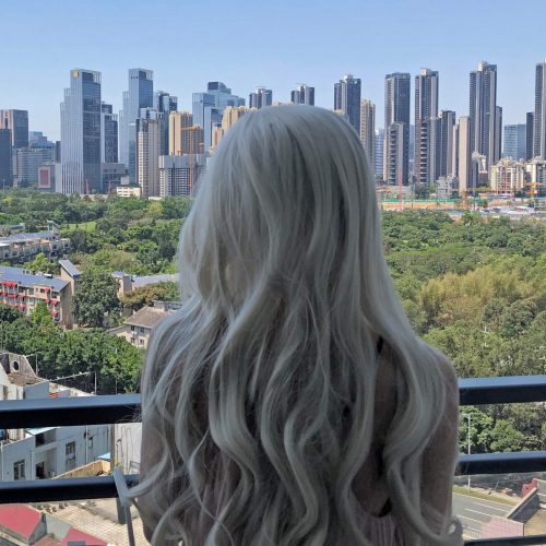 Platinum Blonde Wavy Wig (Daenerys)
