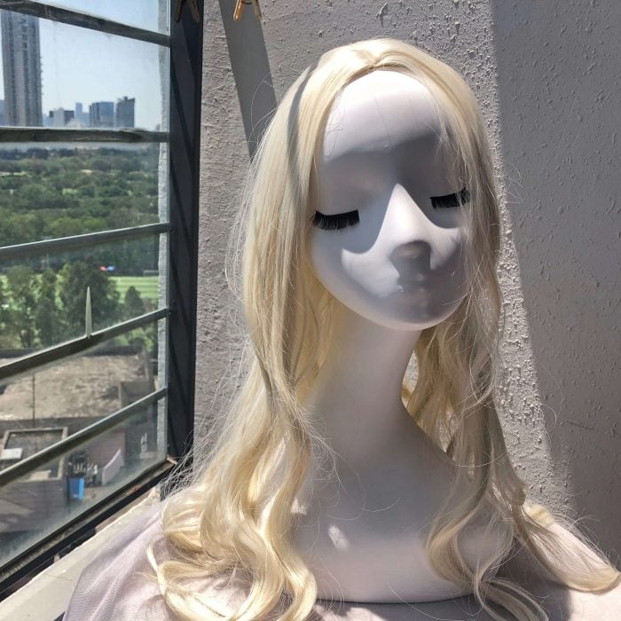 long platinum blonde wavy wig