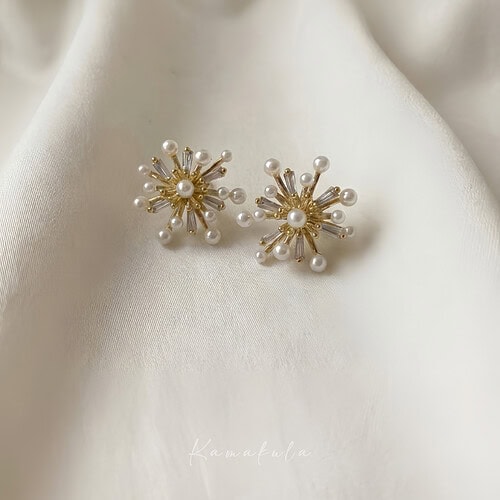 Hanabi Pearl Stud Earring