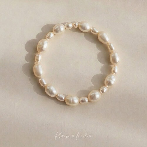 Soft Asymmetry Freshwater Pearl Bracelet